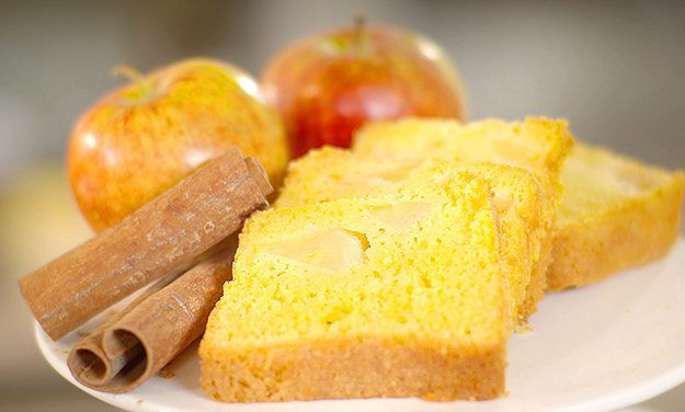 Apple Cinnamon Cake Recipe | Bake with Stork