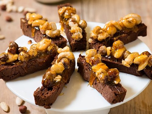 Brownie Fingers with Nut Caramel
