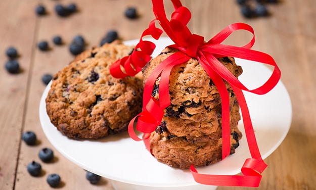 Cookies with Chocolate & Blueberries Recipe | Bake with Stork