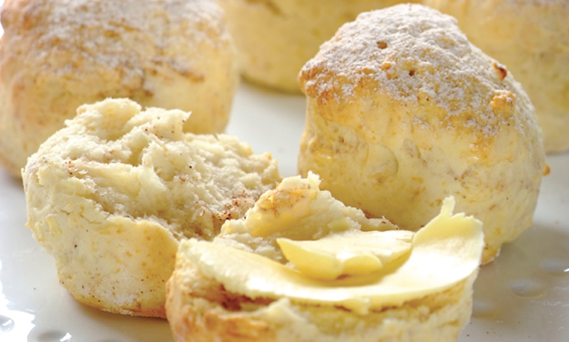 Cinnamon Apple Scones Recipe | Bake with Stork