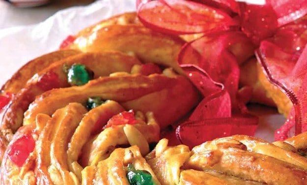 Christmas Wreath Recipe | Bake with Stork