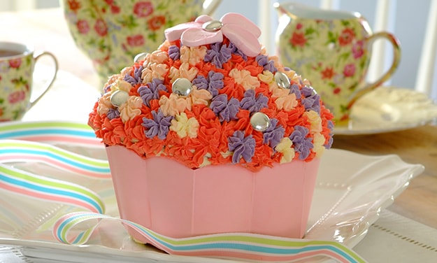 Giant Cupcake Recipe | Bake with Stork