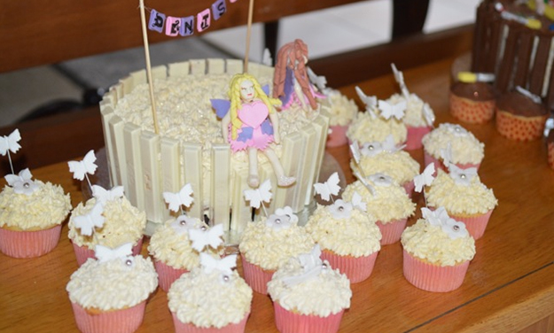 Karen's Cupcakes Recipe | Bake with Stork