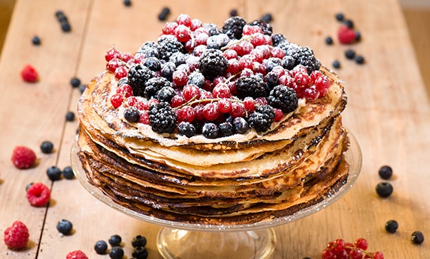 Pancake Tart with Red Fruits Recipe | Bake with Stork