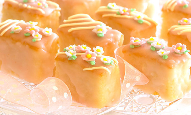 Petit Fours Recipe | Bake with Stork