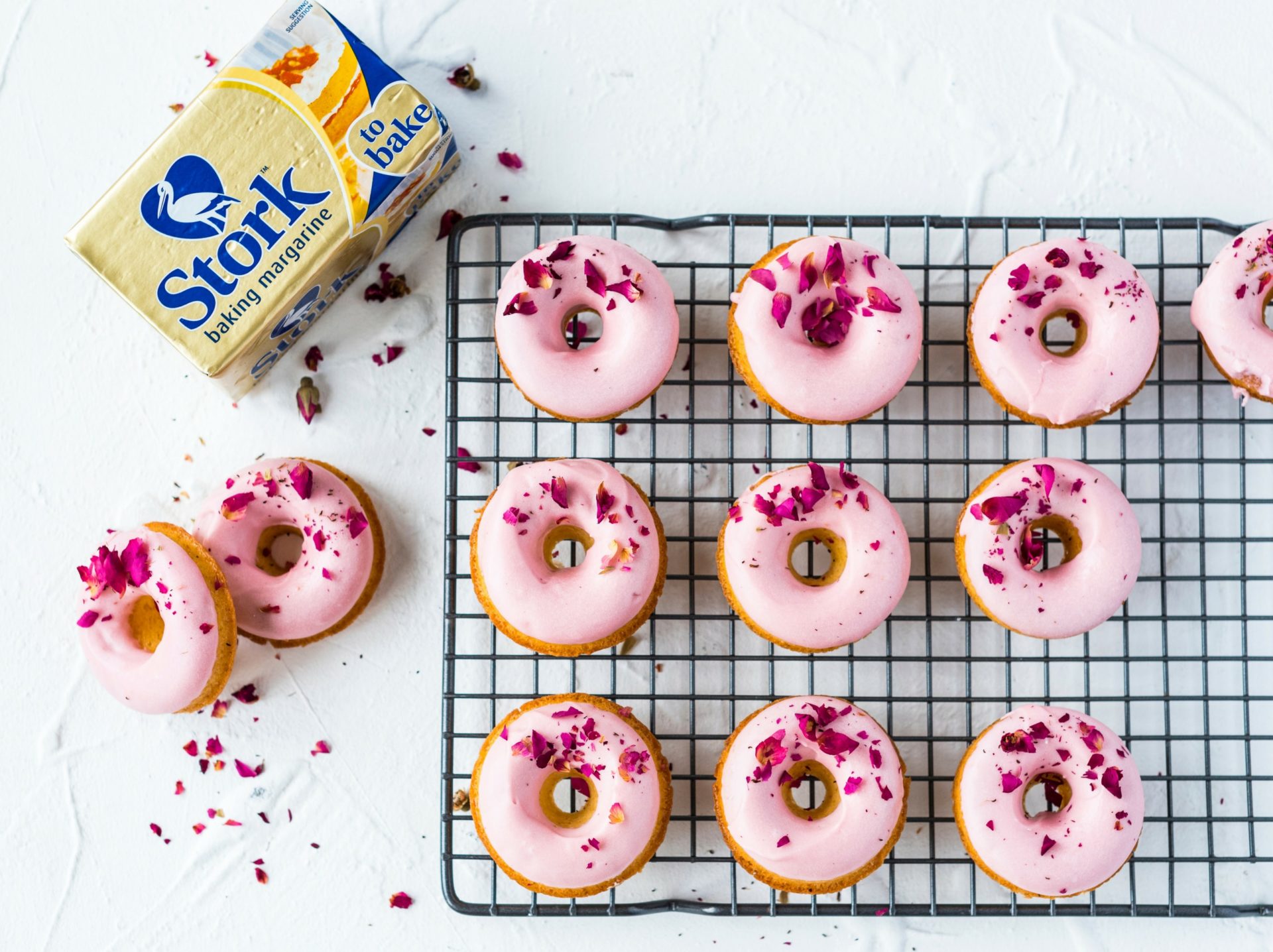 Baked Champagne Donuts Recipe | Bake with Stork