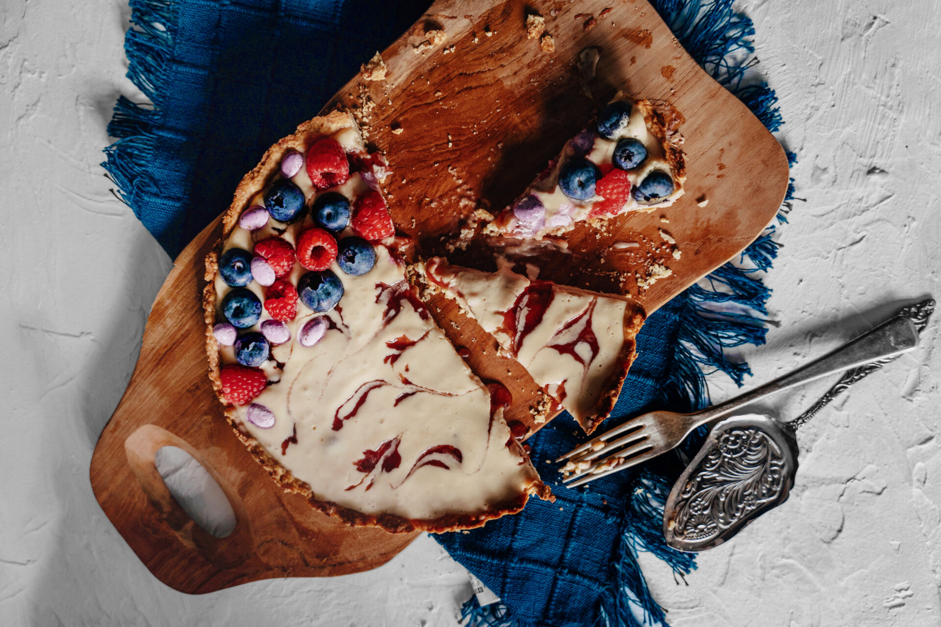 Peanut Butter Jam Tart with Stork Yellow Margarine - Stork